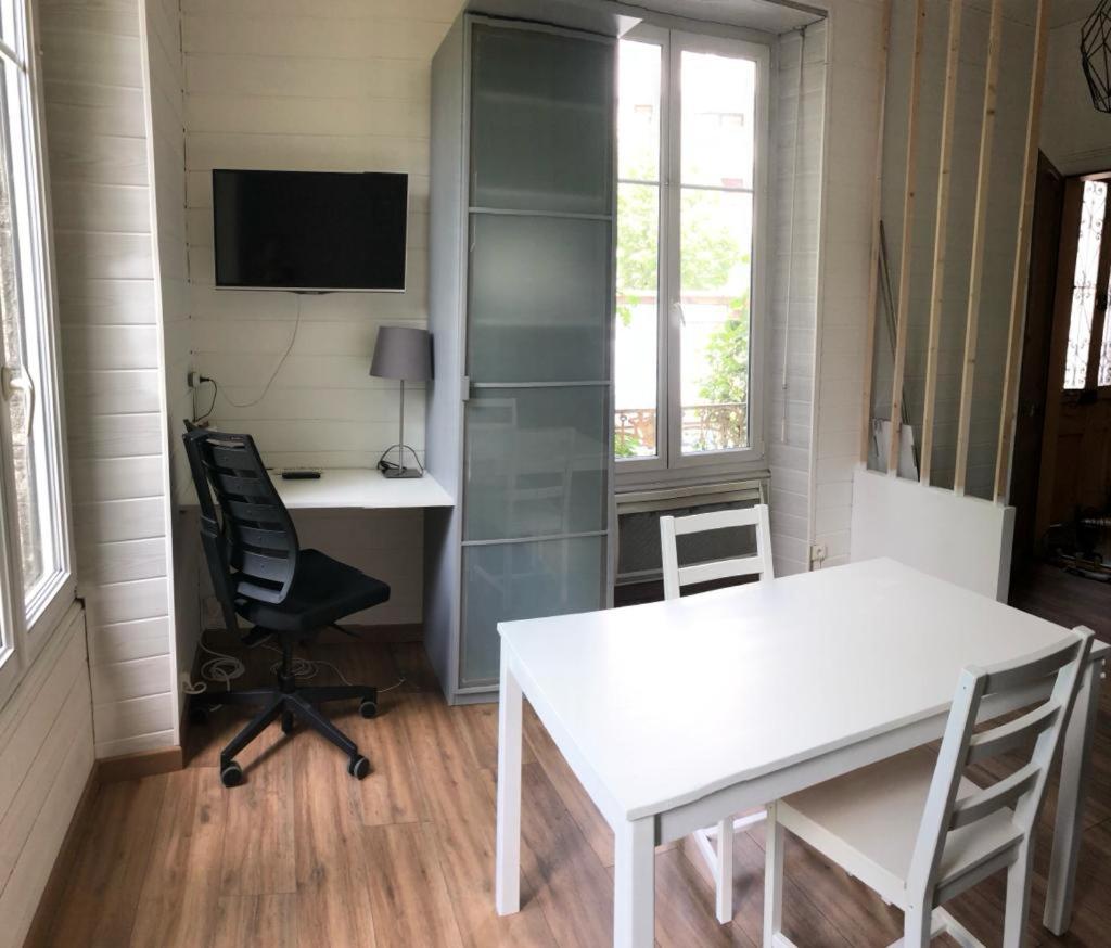Le Coeur, Studio Central Refait A Neuf, Au Calme Besancon Exterior photo